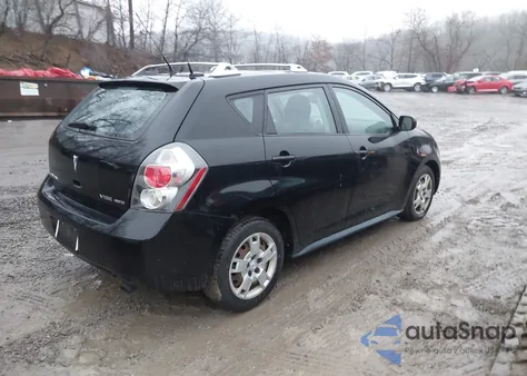 2009 Pontiac Vibe z USA, uszkodzony, nr VIN 5Y2SM67089Z412049